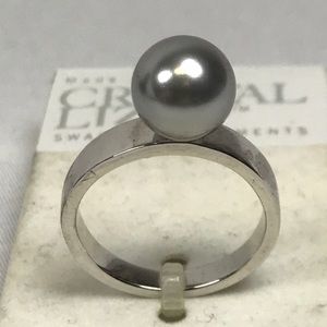 Swarovski Elements CRYSTALIZED Pearl Crystal Ring